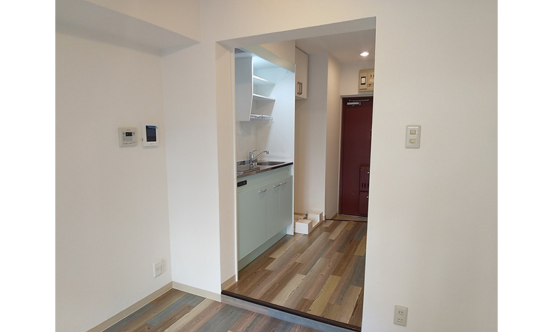 西新宿第2ローヤルコーポ